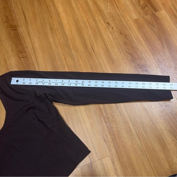 Lululemon Align Women’s Long Sleeve Shirt Yoga Running Gym - Picture 10 of 11